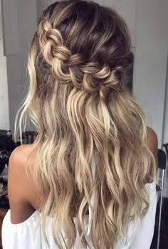 Coiffures Pixie, Prom Hairstyles Updos, Wedding Hairstyles Medium Length, Boho Wedding Hair, Hoco Hairstyles, Prom Hairstyles For Long Hair, Long Hair Updo, Wedding Hair Down, Penteado Cabelo Curto