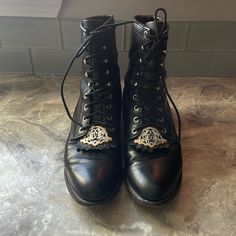 Excellent Condition ! Great Boots Size 8.5 Vintage Roper Kiltie With Silver Embellishments Made In Usa Shoes Vintage, Justin Boots, Boots Shoes, Vintage Shoes, Lace Boots, Lace Up Boots, Black Boots, Shoe Laces, Made In Usa