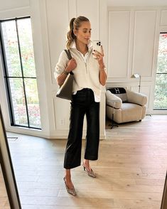 Leather Pants Work Outfit, White Button Up Shirt Outfit, Half Zip Sweater Outfit, Summer Sweater Outfits, Everlane Outfit, Zip Sweater Outfit, Beige Sweater Outfit, Fall Work Outfit, Sweater And Jeans Outfit