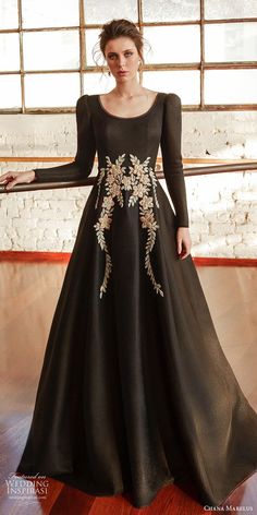 Chana Marelus, Evening Clothes, Stylish Gown, Stylish Party Dresses, Ladies Gown, Wedding Dress Couture, Luxury Bridal, Gowns With Sleeves, Line Dress