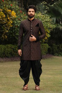 Groom Brother Outfit Indian, Men's Indowestern, Indo Western Menswear, Western Outfits For Men, Marriage Dress For Men, Indo Western Outfits For Men, Indowestern Outfits, Indo Western Dress For Men, Indo Western Outfits