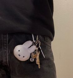 Miffy Cute, Miffy Keychain, Messy Aesthetic, Fall Moodboard, Cool Keychains, Aesthetic Core, Cute Hello Kitty, White Bunny, Bag Essentials