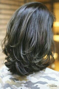 Shoulder Length Hair Cuts, Spring Hairstyles, Shoulder Length Hair, Medium Length Hair Cuts, Layered Hair, Dark Hair, Hair Highlights