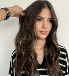 Fair Skin Bayalage Hair, Brown Hair With Beige Balayage, Dark Hair With Low Maintenance Highlights, Medium Length Dark Brown Hair Balayage, Teasy Lights Brunette, Lived In Brunette, Sombre Hair, Color Balayage