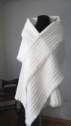 Warm wedding shawl scarf poncho bridal shawl wedding wrap Country Winter Wedding Ideas, Wedding Dress Shawl, Bridal Scarf, Boho Wedding Bridesmaids, Small Outdoor Wedding, Rustic Bohemian Wedding, Bridesmaid Wrap, Fall Wedding Outfits, Wedding Guest Outfit Fall