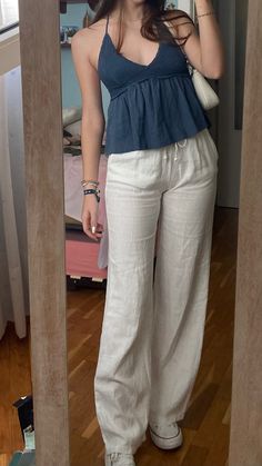 Linen Pants Outfit, Casual Day Outfits, Causual Outfits, Cute Everyday Outfits, Casual Style Outfits, College Outfits, The Mirror, Goa, Cute Casual Outfits