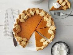 50 Best Thanksgiving Pies for Your Dessert Table Party Meals, Holiday Deserts, Evaporated Milk Recipes, Butternut Squash Pie, Healthy Pumpkin Pie Recipe, Squash Pie, Favorite Pie Recipes, Healthy Pumpkin Pies, Fruit Pies