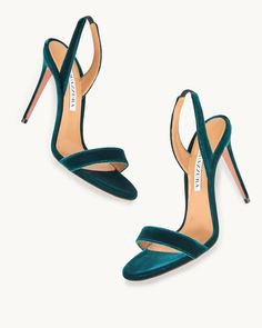 Fashion Shoes Heels, Nude Sandals, Cute Shoes Heels, Stiletto Shoes, Blue Zircon, Carrie Bradshaw, Leather Care, Shoe Box