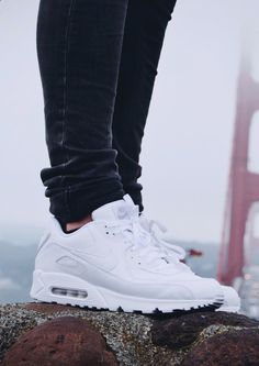 Air Max 90 Outfit, Nike Air Max 90 White, Outlet Nike, Lebron Shoes, Nike Boots, Nike Shoes For Sale, Nike Running Shoes, Nike Outlet, Nike Shoes Cheap