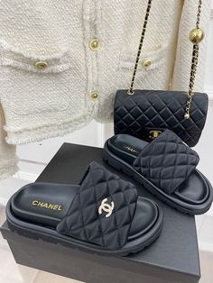 Size: 35-47 It comes with Dust box, Care manual, Tag, and Paper bag.Size Guide: Pretty Sneakers, Luxury Winter, Bag Guide, Stunning Shoes, Girly Shoes, Cute Sandals, Pretty Shoes, Winter Shoes, Chanel Shoes