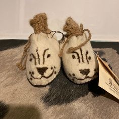 These Baby Slippers Were Handmade 5”Lx2.5”W Made In Mongolia By Families To Protect The Snow Tigers. Snow Tiger, Baby Slippers, Mongolia, The Snow, Tigers, Slippers, Size 6, White, Color