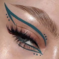 Eyeliner Inspo, Sea Nymph, Concert Makeup, Make Up Inspiration