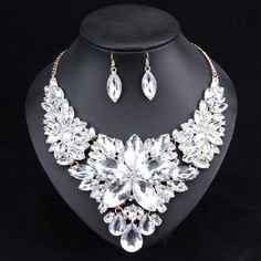 Fashion Crystal Jewelry Sets Bridal Necklace Earrings Sets Wedding Party Jewelery Dress Jewellery Decoration AccessoriesModel Number:32834193884 Jewellery Decoration, Crystal Statement Earrings, Work Necklaces, Earrings Sets, Special Occasion Jewelry, Diamond Necklace Designs, Crystal Jewelry Sets, Fancy Earrings, Decoration Accessories