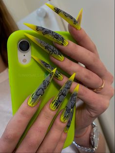 Girls Nail Designs, Witch Nails, Wow Nails, Stiletto Nail Art, Dark Nails, Laugh Out Loud, Nails Desing, Girls Nails, Fabulous Nails