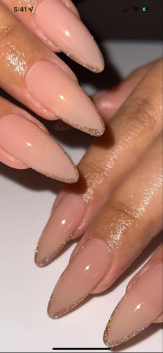 French Tip Acrylic Nails Champagne, Simple But Cute Almond Nails, Almond Nails With Outline, Acrylic Nails Glitter Fade, Almond Nails For November, Almond Nail Designs Classy, Almond Rose Gold Nails, Autumn Nails Long Almond, French Champagne Nails