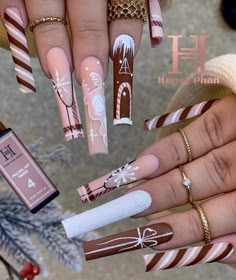 Classy Nail Art Ideas, Christmas Press On Nails, Sweater Nails, Snowflake Nails, Christmas Nails Acrylic, Exotic Nails, Cleansing Wipes, Nails Winter, Instagram Nails