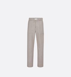 The utilitarian-inspired pants offer a functional silhouette. Crafted in beige thick cotton canvas, they showcase a removable and adjustable belt with a silver-finish metal 'CD' buckle, while the loose-fitting cut promises superior comfort. The relaxed pants will complete casual outfits paired with a t-shirt or jacket from the season. The characteristics: long removable and adjustable belt with silver-finish metal 'CD' buckle and snap buttons   belt loops   zip closure   large side patch pockets Ready To Wear Men, Relaxed Pants, Christian Dior Fashion, Christian Dior Couture, Dior Couture, Grey Jean, Cargo Pants, Cotton Canvas, Khaki Pants