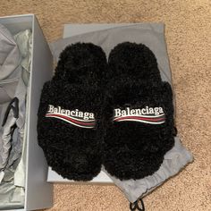 Never Worn. Perfect Condition. 39 Balenciaga Slides, Balenciaga Sandals, Fuzzy Slides, Balenciaga Style, Fur Heels, Black Balenciaga, Balenciaga Logo, Mens Slides, Balenciaga Black