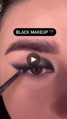 3.7M views · 131K reactions | Idea de maquillaje para la noche | By By Marta LLamazares | Facebook Black Makeup, Eyeshadow Looks, Pretty Makeup, Makeup Routine, Maquillaje De Ojos, Your Eyes, Makeup Tips, Body Art