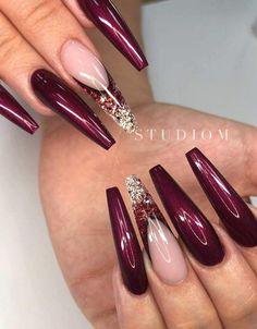 Maroon Nail Designs, Nails With Glitter, Sassy Nails, Finger Nails, Cute Acrylic Nail Designs