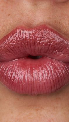 Lollipop Lips, Self Love Art, Dental Office Design Interiors, Dental Office Design, Hot Lips, Trendy Fall Outfits, Beauty Pictures, Natural Lips, Inner Beauty