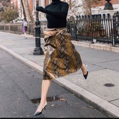 ZARA Snakeskin Midi Skirt Midi Jean Skirt, Yellow Midi Skirt, Black Wrap Skirt, Zara Midi Skirt, Long Midi Skirt, Asymmetrical Midi Skirt, Ruched Midi Skirt, Skirt A Line, Floral Print Midi Skirt