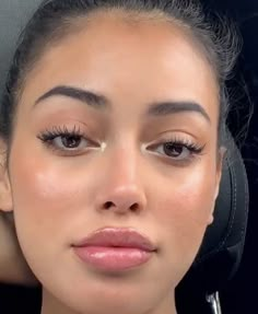 Natural Makeup Big Nose, Nose Job Round Face, Nose Job For Round Face, Nose For Round Face, Perfect Nose For Round Face, Wolfie Cindy Makeup, Straight Nose Front View, Natural Pretty Face, Pixie Nose