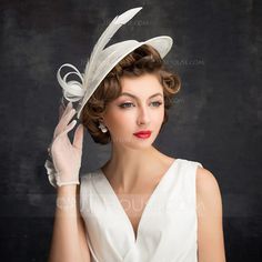 [AU$ 66.00] Ladies' Classic Feather/Tulle/Linen With Feather Fascinators/Tea Party Hats (196105127) British Hats, White Fascinator, Sinamay Hats, Vintage Formal Dresses, Bridal Hat, Prom Accessories, Feather Wedding, Tea Party Hats, Wedding Hat