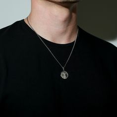 Our Da Vinci Vitruvian Man necklace is made from Premium quality 316L stainless steel. This allows the pendant and chain to be water and sweat resistant. This chain can be worn on its own as a statement or be layered with other chains from our shop.◈ Chain Length: 20.8 Inches◈ Chain Width: 1.5 MM◈ Chain Style: Flat cable◈ Pendant Size: 20mm x 20mm x 3mm◈ Chain Quality: 316L stainless steel with PVD vacuum 18K gold plating◈ Chain Clasp: Lobster◈ Model is male, 5'10 & size medium◈ Hypoallergenic, Silver Minimalist Coin Necklace, Tarnish Resistant, Silver Minimalist Medallion Necklace Tarnish Resistant, Symbolic Silver Tarnish Resistant Medallion Necklace, Symbolic Silver Medallion Necklace, Symbolic Silver Medallion Necklace Tarnish Resistant, Symbolic Silver Tarnish-resistant Medallion Necklace, Silver Spiritual Medallion Necklace, Silver Spiritual Medallion Necklace Tarnish Resistant, Spiritual Silver Medallion Necklace Tarnish Resistant