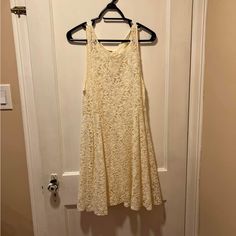 Ivory Lace Free People Dress Size Small Casual Cream Lace Dress, Off White Sleeveless Lace Midi Dress, Dresses Lace, People Dress, Ivory Lace, Free People Dresses, Free People Dress, Lace Dress, Colorful Dresses