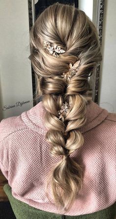 Boho Hairstyle, Cute Braided Hairstyles, Up Dos For Medium Hair, Prom Hairstyles For Long Hair, Wedding Hair Inspiration, Braided Hairstyles Updo, Hoco Hair Ideas, Hairdo For Long Hair, Creative Hairstyles