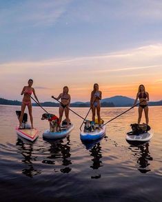 Wow Photo, Summer Picture Poses, Lake Pictures With Friends, Inflatable Sup, Pictures With Friends, Paddle Boards, Best Friends Shoot, Summer Goals