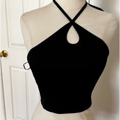 Black Cropped Top Peep Hole In Front Halter Style Medium New With Tags Black Cropped Top, Cropped Halter Top, Black Halter Top, Black Halter, Halter Crop Top, Halter Style, Black Rib, Black Crop, Cropped Top