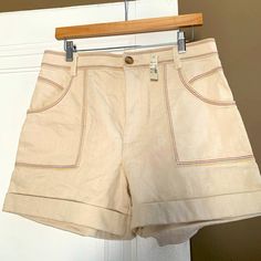 Madewell Retro Rainbow Stitch Denim Shorts Sz 30 Nwt Patch Pockets Cuffed Hem Cream Colored Denim Casual Summer Jeans With Contrast Stitching, Summer Denim Bottoms With Contrast Stitching, High Waist Cream Denim Bottoms, Summer Jeans With Contrast Stitching, Cream Denim Bottoms For Summer, Beige High Rise Shorts With Pockets, Summer Cream Denim Bottoms, Summer Cotton Bottoms With Contrast Stitching, Trendy Beige Jean Shorts With Pockets