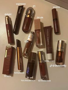 Brown Lipstick Combo, Lippies Collection, Haut Routine, Lip Combos, Alat Makeup, Makeup Accesories, Lip Makeup Tutorial, Brown Skin Makeup, Makeup Help