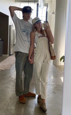 Deb Pfiefer, Granola Couple Outfits, Granola Couple Aesthetic, Granola Guy Style, Bf Outfits, Granola Boy, Cute Overall Outfits, Granola Outfits, Couples Outfits