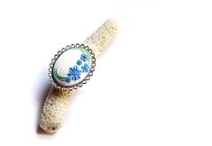 Adjustable white floral hobo ring with blue flowers, lovely gift for her. Statement ring made of polymer clay, a lovely silver plated cabochon and adjustable ring with the so-called Embroidery technique. HandMade with LOVE! Size: 1.37 in x 1.1 in          3.5 cm x 2.8 cm You can take a look at all the clay embroidery jewelry here: https://www.etsy.com/shop/GitasJewelryShop?section_id=17857113&ref=shopsection_leftnav_4 Please, avoid spraying the jewelry with perfume, it may erode and ruin it! Hobo Jewelry, Embroidery Ring, Garden Ring, Clay Embroidery, Floral Ring, Unique Diy Gifts, Cabochon Ring, Oval Ring, Embroidery Jewelry