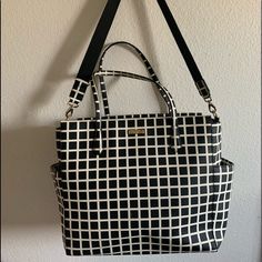 Kate Spade Diaperbag. Very Easy To Clean, Leather Material, Very Big For All Your Babys Things. Also Included Is The Changing Pad Has Kate Spade Logo Coming From A Smoke Free Home Kate Spade Logo, Spade Logo, Bags Kate Spade, Changing Pad, Kate Spade Bags, Kate Spade Bag, Baby Bag, Leather Material, Diaper Bag