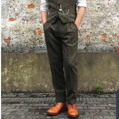 Questions? Leave A Comment Below! Excellent Condition Stock Photo For Style Purposes Only. Casual Steampunk, Suede Suit, Tweed Men, Men's Waistcoat, Tweed Trousers, Camouflage Hoodie, Overcoat Jacket, Lapel Blazer, Herringbone Tweed