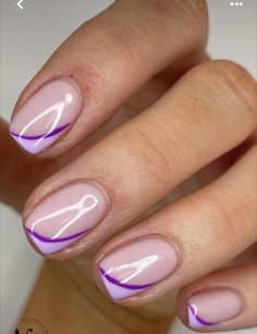 Short Nails Purple Design, Violet Gel Nails, French Manicure Designs For Short Nails, Lila Nail Art, Texas Nails, Purple Nail Art, Fancy Nails Designs, Stylish Nails Designs, Purple Nail