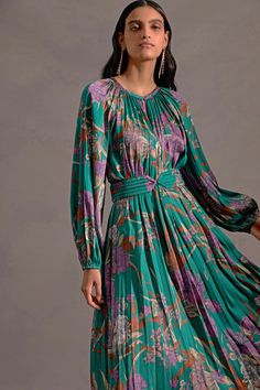 Box Pleated Dress, Pleats Dress, Long Gown Design, Accordion Pleats, Fall Winter Dresses, Belted Midi Dress, Light Spring, Long Sleeve Floral Dress, Long Gown