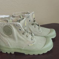 Brand New In Box. Children's Pampa Hi Zipper W/ Reinforced Rubber Toes. I Have Many Similar & Different Styles & Colors Also Adults Sizes. Casual Green High-top Boots, Casual Non-slip Boots For School, Casual Winter Boots For School, Green Casual Closed Toe Boots, Casual Winter School Boots, Casual Round Toe School Boots, Casual School Boots With Round Toe, Casual Round Toe Boots For School, Palladium Shoes