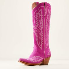 Snip Toe Cowgirl Boots, Womens Western Fashion, Western Wardrobe, Knee High Western Boots, Pink Cowboy, Cowgirl Look, Ariat Boots, Western Boots Women, Country Concert