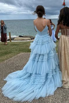 Item Details ： Product Number : SH681 Fabric：Tulle Silhouette：A Line Sleeves：Sleeveless Prom Dresses Sparkly, Homecoming Dresses Sparkly, Tulle Long Prom Dress, Sparkly Prom Dresses, Princess Prom Dresses, Boho Wedding Dress Lace, Dress Guide, Country Wedding Dresses, Blue Tulle