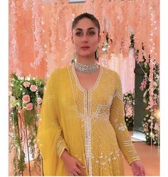 Kareena Kapoor Suit, Pretty Suits, Married Women, Pick Outfits, Traditional Suit, Yellow Suit, Long Frock, Kareena Kapoor Khan, Indian Dress