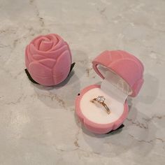 A cute pink rose ring box perfect to store a ring or small earrings Material: Velvet Flocked Ring Box Measurement Approx Width: 1.6in Height: 1.8in This listing is for 1 pink rose ring box (Ring in photo is for display only and not included in your order) Pink Velvet Ring Box, Pretty Ring Box, Rings In Box Aesthetic, Ring Boxes Engagement, Cool Ring Boxes, Unique Ring Box Ideas, Rose Gold Jewelry With Gift Box For Wedding, Rose Gold Wedding Jewelry With Gift Box, Ring Boxes For Wedding