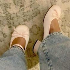 Casual Dress Shoes, Shoe Inspo, Girly Shoes, Lily Rose Depp, Aesthetic Shoes, Swag Shoes, Comfortable Flats, Jane Shoes, Mode Inspo