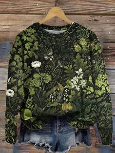 Casual Dresses For Summer, Caduceus Clay, Streetwear Tops, Long Sleeve Tops Casual, 가을 패션, Look Cool, Printed Sweatshirts, Plus Clothing, Sweatshirt Fashion