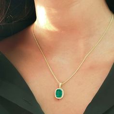 Product Details -- 14K Gold: 2.09 Grams -- 0.16 Ct Genuine Diamond -- Total Weight: 2.09 grams -- Quantity : (1) Necklace -- Emerald: 2.03 Ct. Features -- Made to order -- Fast fully-insured shipping with tracking -- Friendly return and exchange policy -- Ready to ship in 10 to 14 days Each piece of Siam Fine Gold jewelry is made to order and delicately hand-crafted with love and care by our highly-skilled Bangkok artisans. We will gladly meet any special or custom requirements you may have to p Gold Schmuck, Pink Sapphire Earrings, Emerald Style, Bezel Earrings, Fine Gold Jewelry, Solitaire Necklace, Solitaire Necklaces, Tiny Diamond, 18k Gold Jewelry