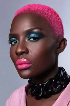 49 gorgeous ways to style pink hair on dark skin Makeup Looks For Green Eyes, Makeup Before And After, Eye Makeup Styles, Makeup For Black Skin, Makeup Pro, Stunning Makeup